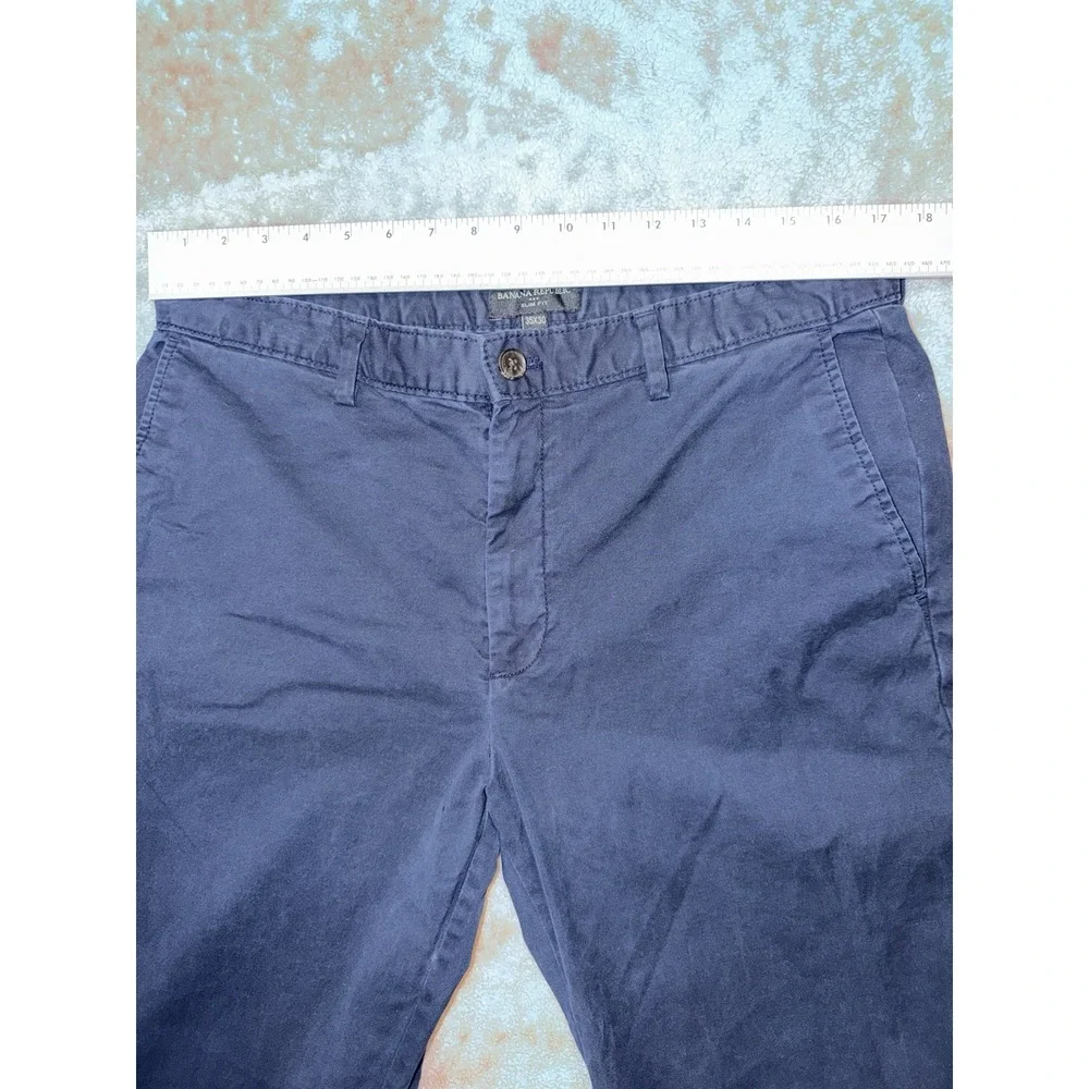 EUC Mens Banana Republic athletic fit blue chino pants size 35x30